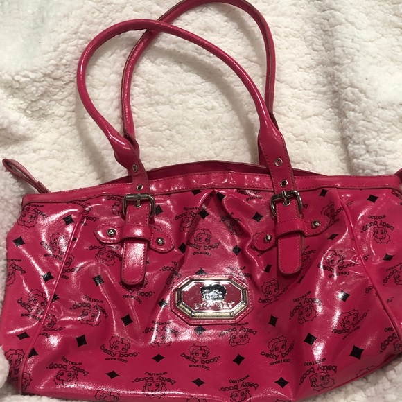Betty Boop Glossy Pink Patent Shoulder Bag with Metallic Accents - Picture 1 of 11